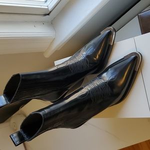 Paco Rabanne Chelsea Cowboy Boot Black Silver Toe size 38 7.5 8